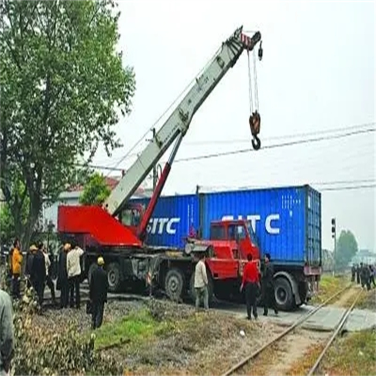 从江如何快速找到附近的吊车救援公司