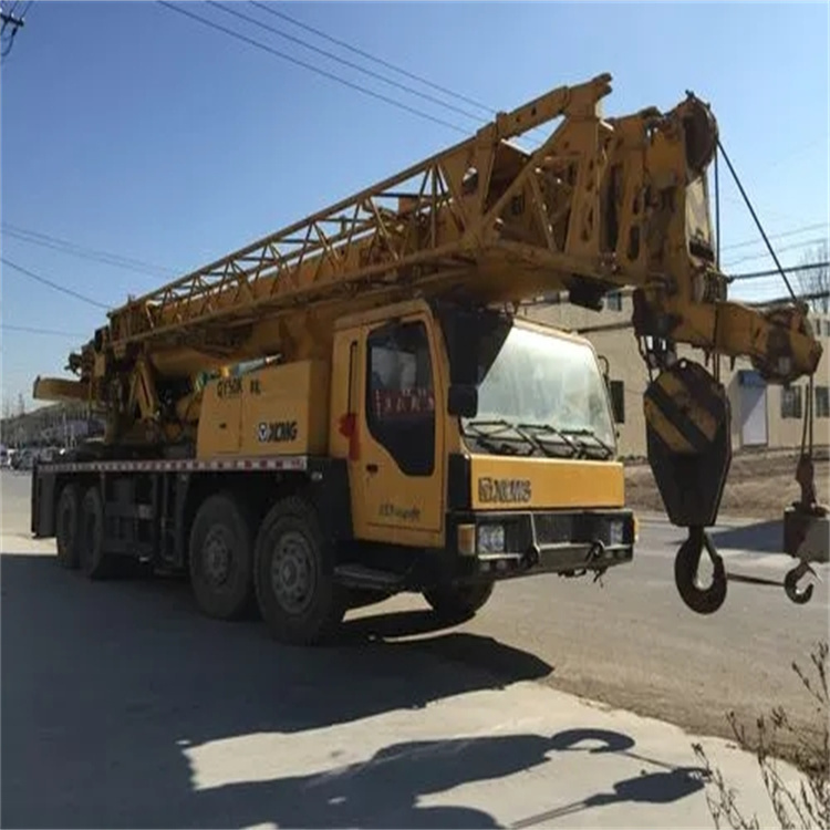 从江哪里有专业吊车出租